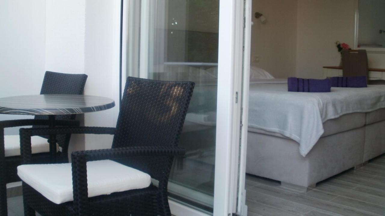 Apartment Nino Gradac (Split-Dalmatia) Exterior foto