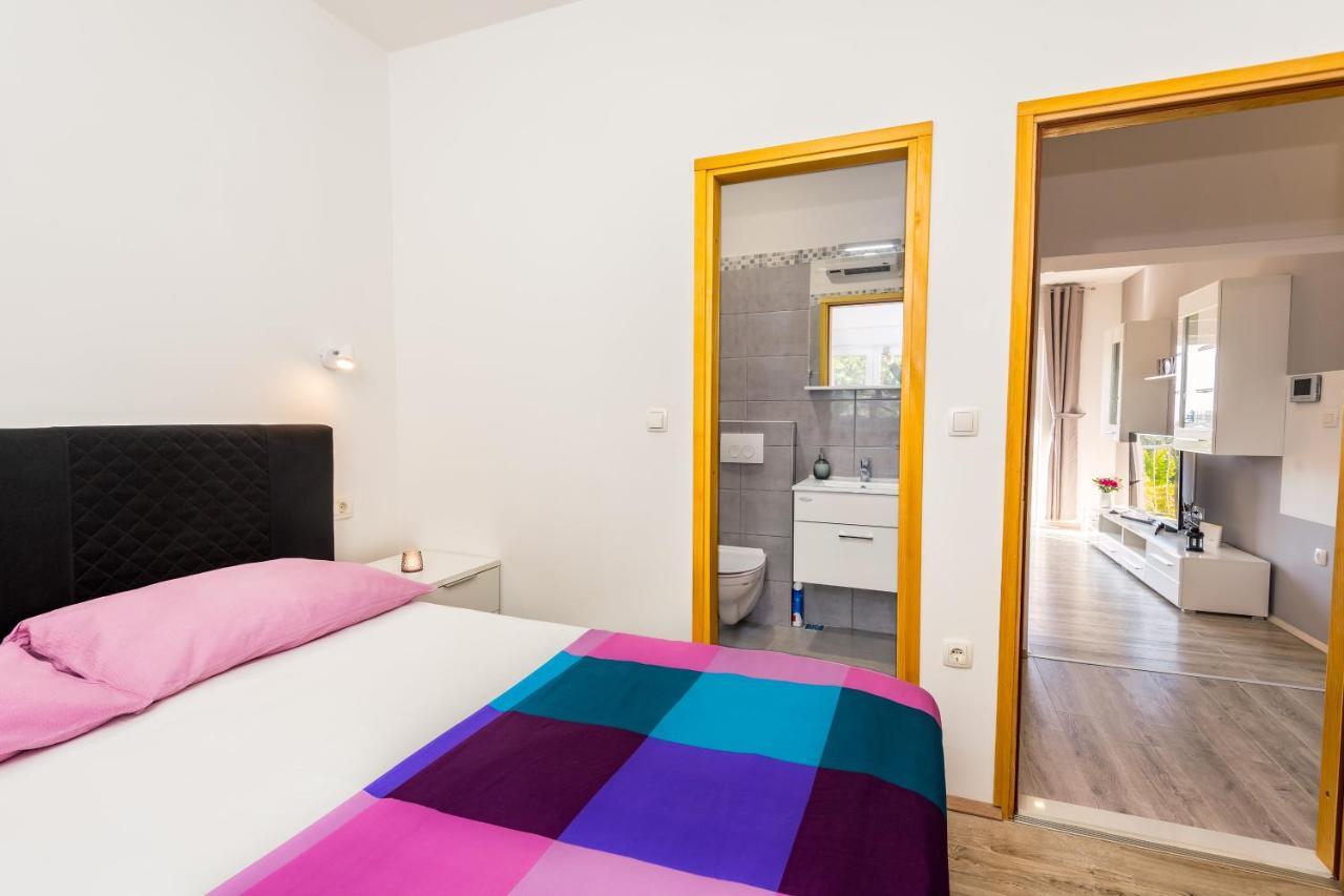 Apartment Nino Gradac (Split-Dalmatia) Exterior foto